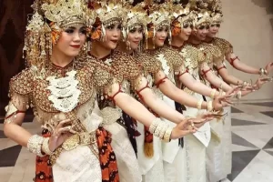 Read more about the article Tari Tanggai: Simbol Kehormatan dan Keanggunan dari Tanah Palembang