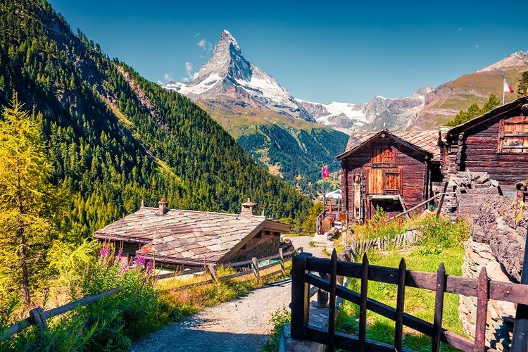 You are currently viewing Gunung Matterhorn: Keindahan Abadi di Perbatasan Swiss yang Menakjubkan