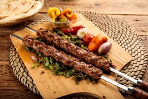 Read more about the article Kebab Ghilafi, Sajian Hangat yang Menyentuh Ingatan dan Selera