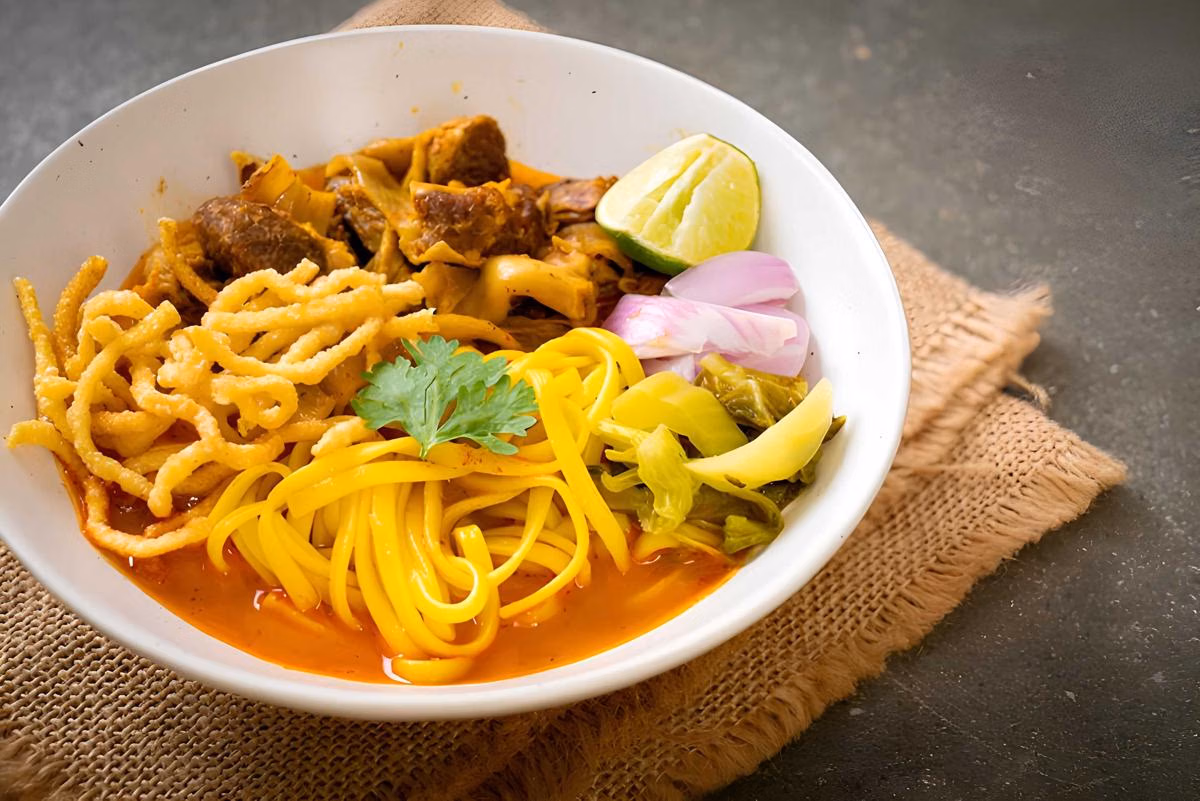 You are currently viewing Resep Mie Gomak: Menyelami Kelezatan Khas Batak yang Menggoda Selera