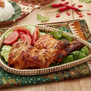 Ayam Percik: Kisah Rasa yang Membakar Selera dan Menghangatkan Hati