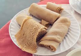 You are currently viewing Injera, Roti Tradisional Ethiopia yang Menghadirkan Kehangatan dalam Setiap Suapan
