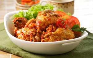 Read more about the article Rica-rica Ayam Pedas Manis yang Menggoda Selera dan Menghangatkan Momen Makan di Rumah
