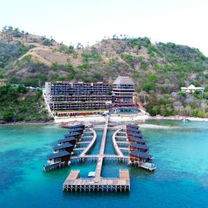 Katamaran Resort, View Laut yang Bikin Liburan Lebih Berkesan